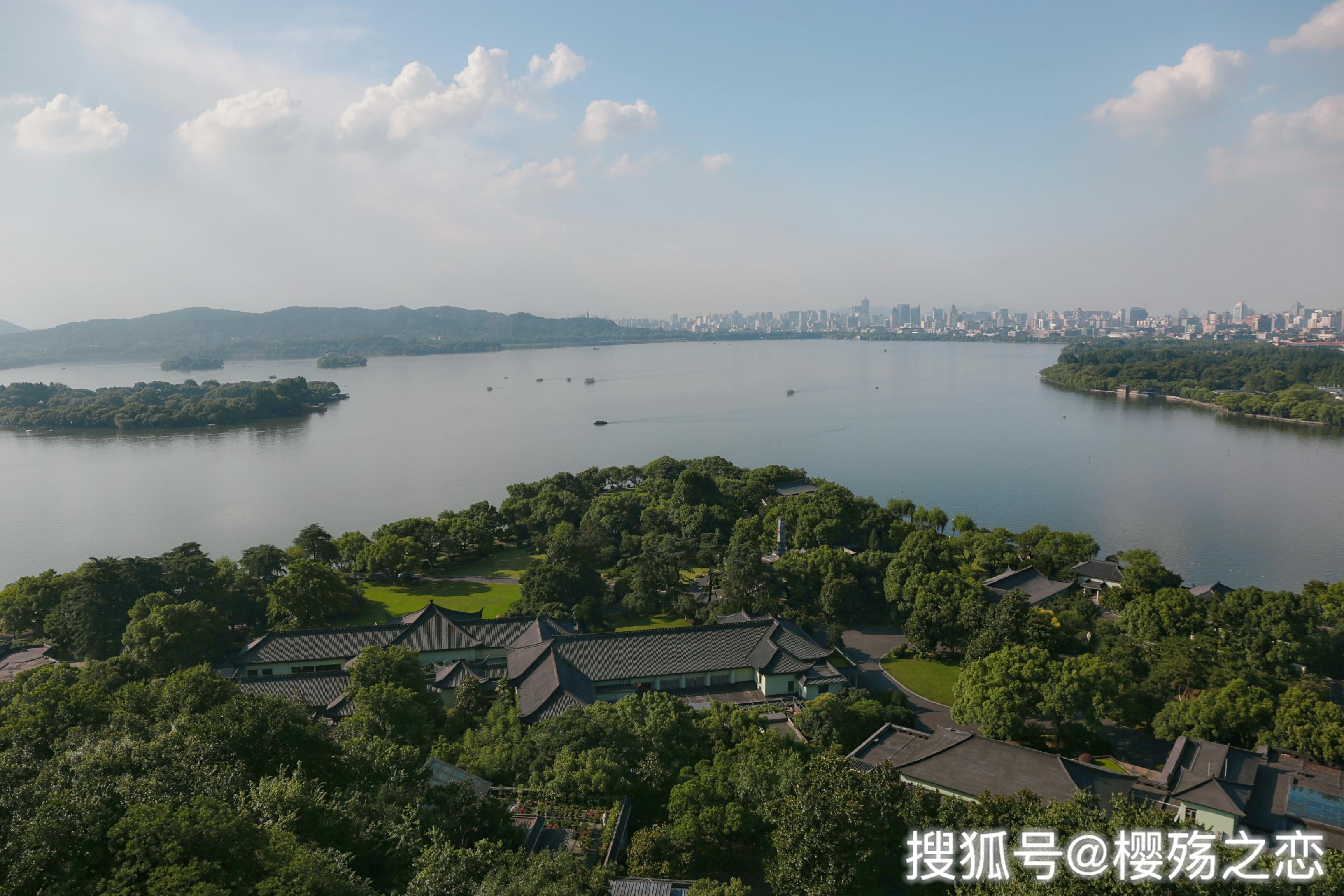 杭州西湖，旅游胜地持续繁荣，绿色空间创新发展新动态